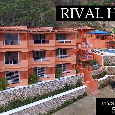 Rival Hotel Cap-Haïtien Buitenkant foto