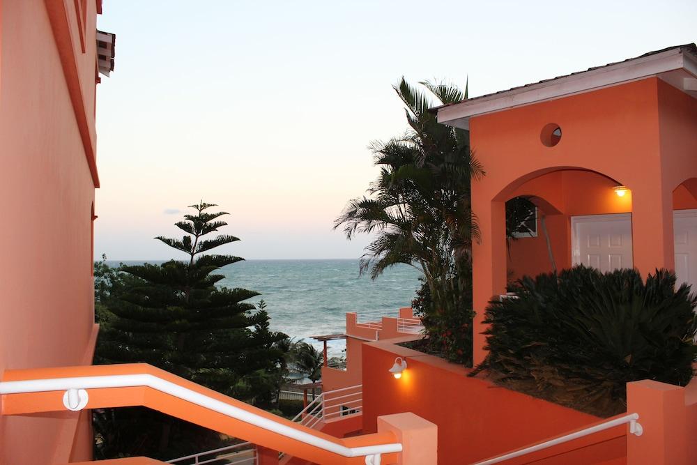Rival Hotel Cap-Haïtien Buitenkant foto