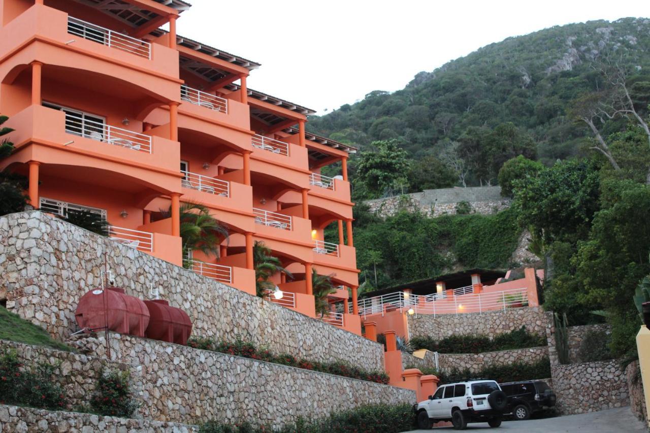 Rival Hotel Cap-Haïtien Buitenkant foto